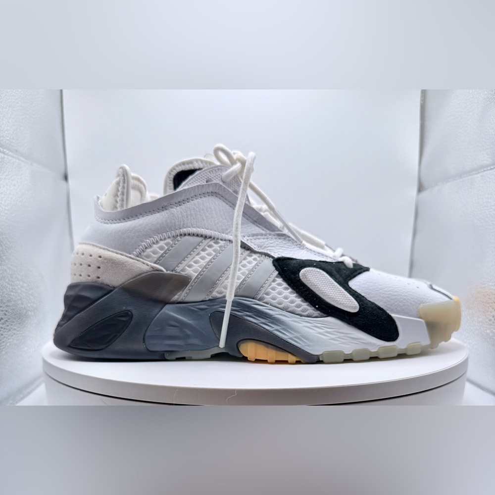Adidas Streetball II Sneakers – White/Grey – Men’s Size 7 (6.5‎ UK / 40 EU)